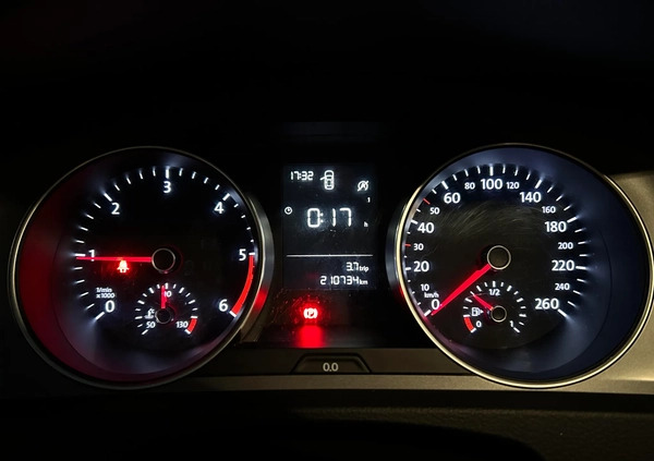Volkswagen Golf cena 38500 przebieg: 210734, rok produkcji 2015 z Kobyłka małe 56